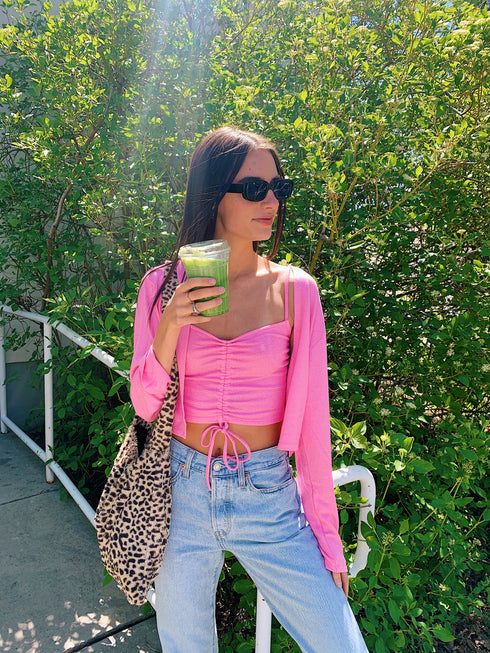 Model Moment Top// Pink